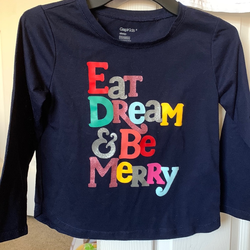 Gap sleep shirt
